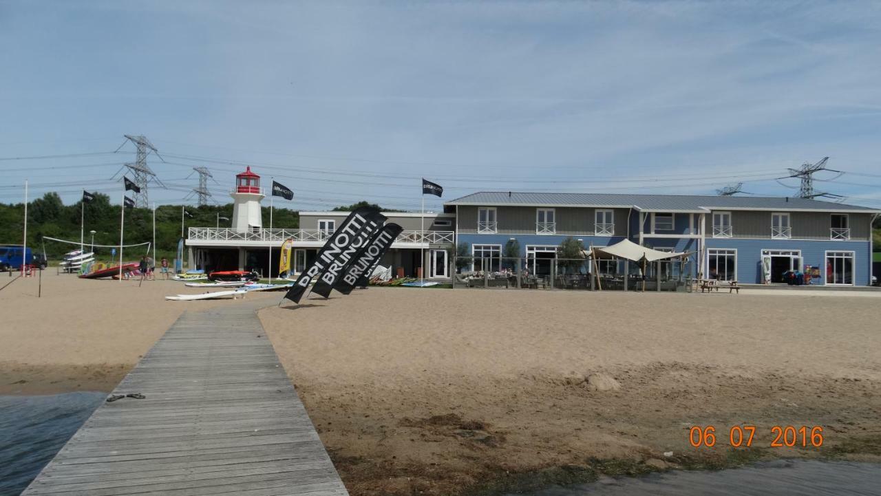 Beach Hotel Oostvoorne Εξωτερικό φωτογραφία